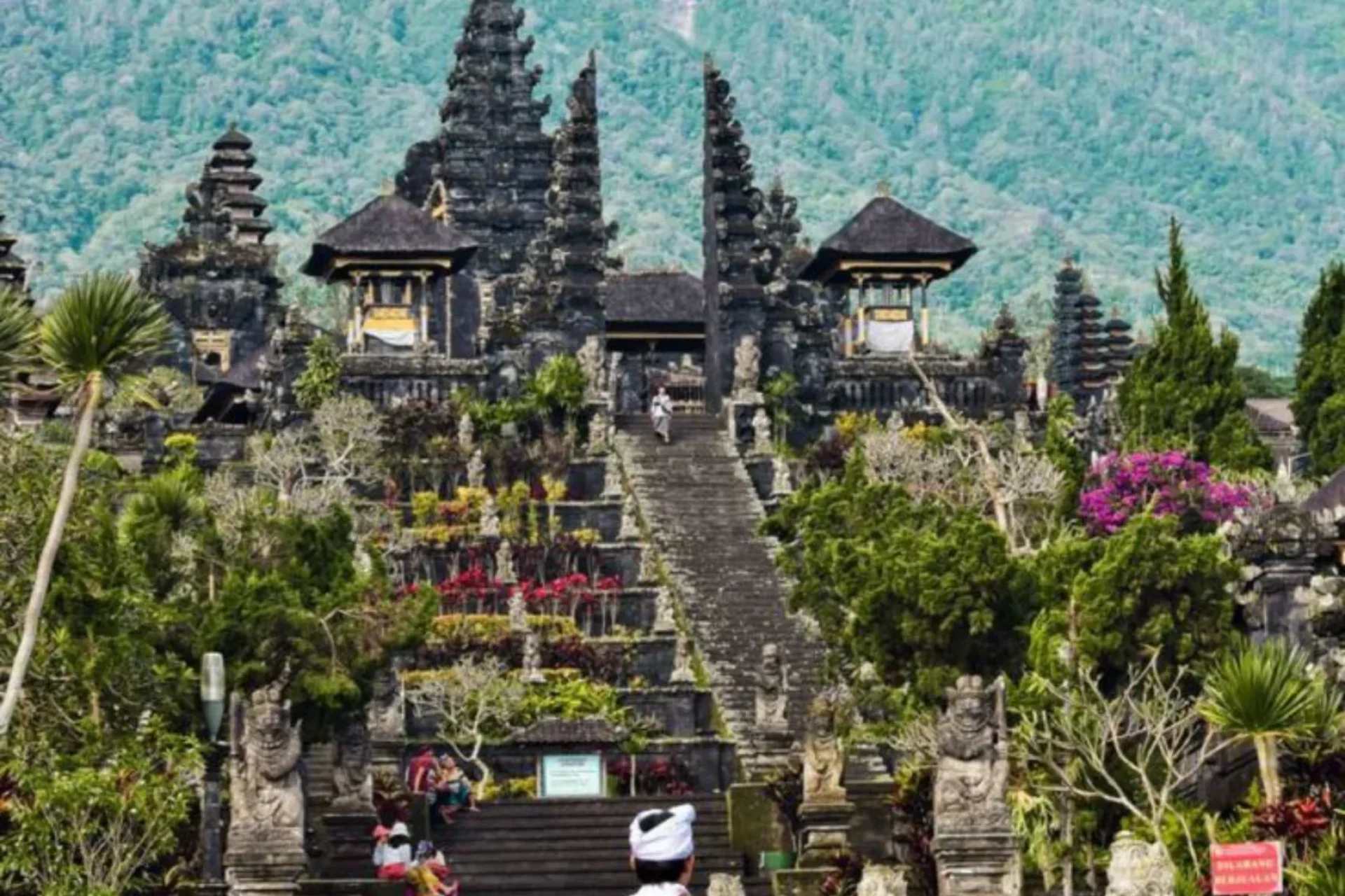 5 must-see temples in BALI, Indonesia
