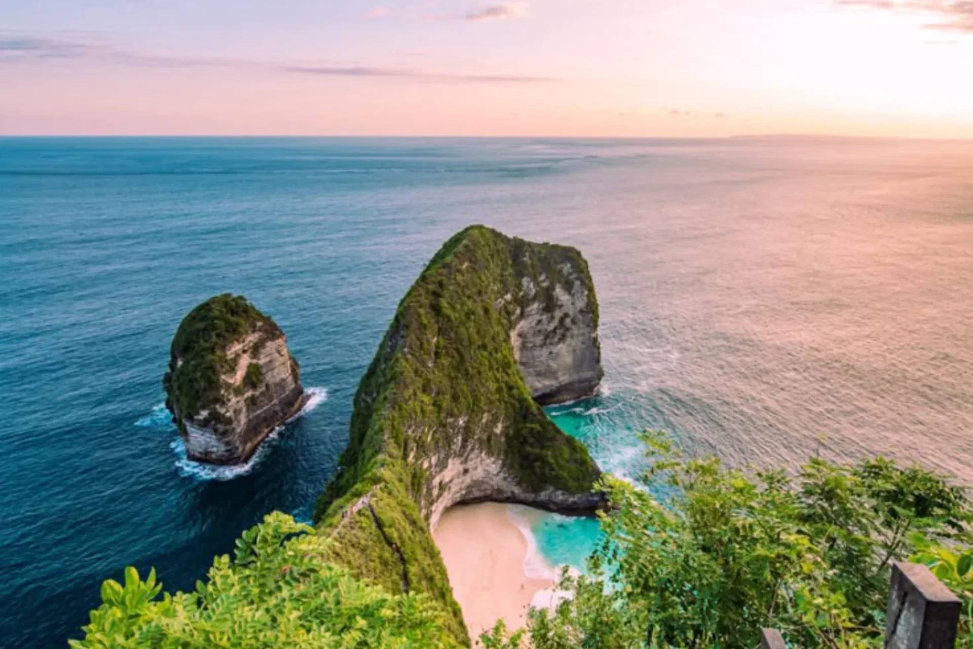 Hiking in Nusa Penida